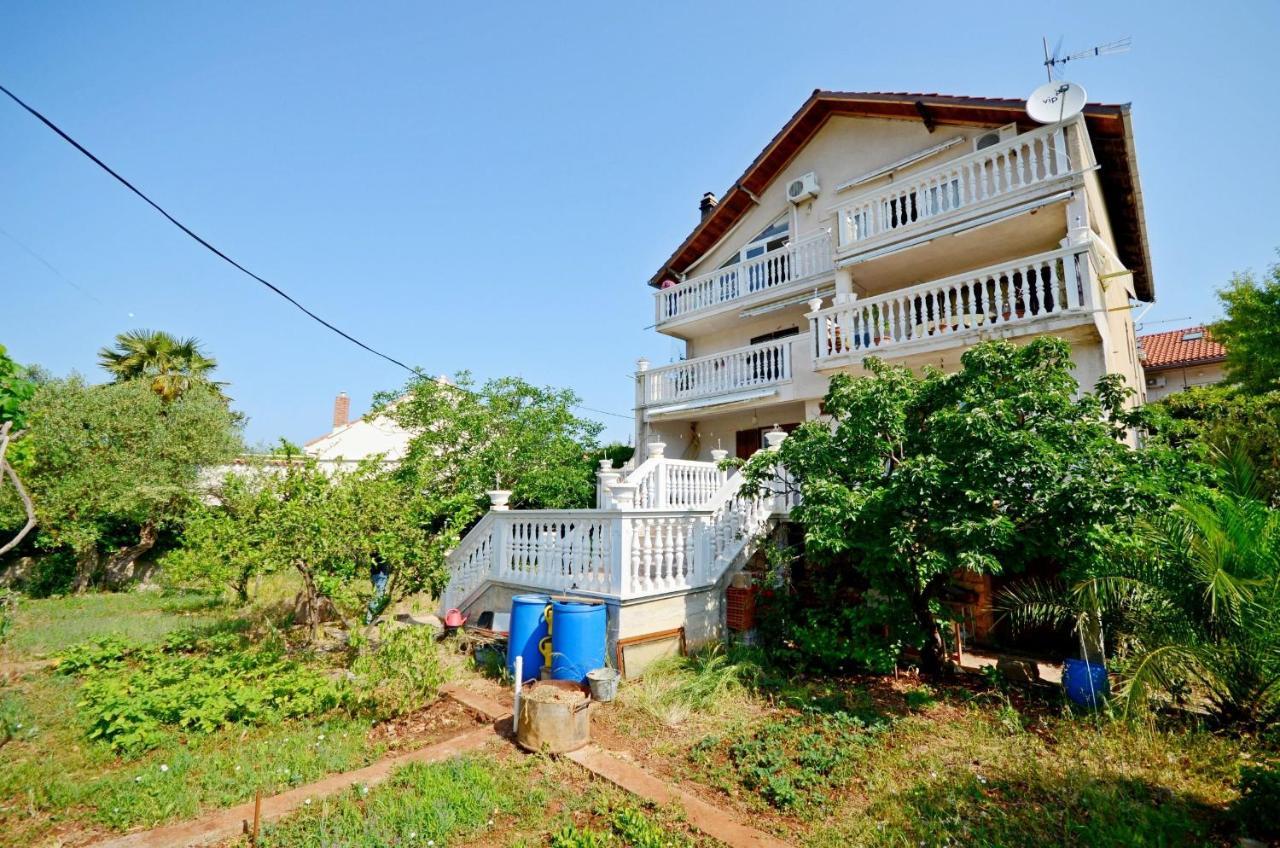 Apartment Branislava Rogoznica  Luaran gambar