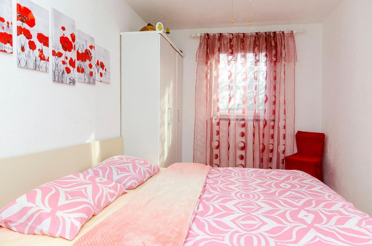 Apartment Branislava Rogoznica  Luaran gambar